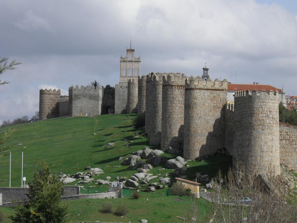 Vut Los Telares Muralla Авіла Номер фото