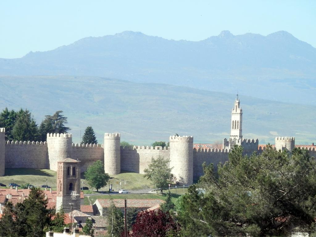 Vut Los Telares Muralla Авіла Номер фото